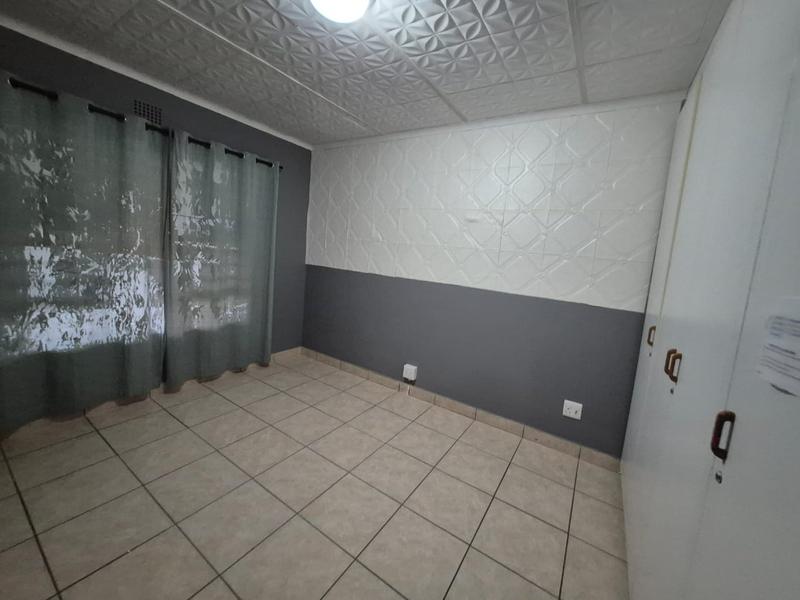 To Let 4 Bedroom Property for Rent in Da Nova Western Cape